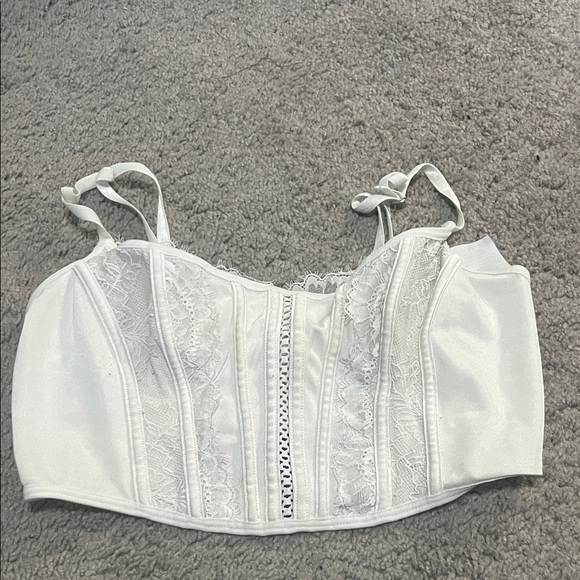 SHEIN Other - SHEIN White Lace Detail Bra